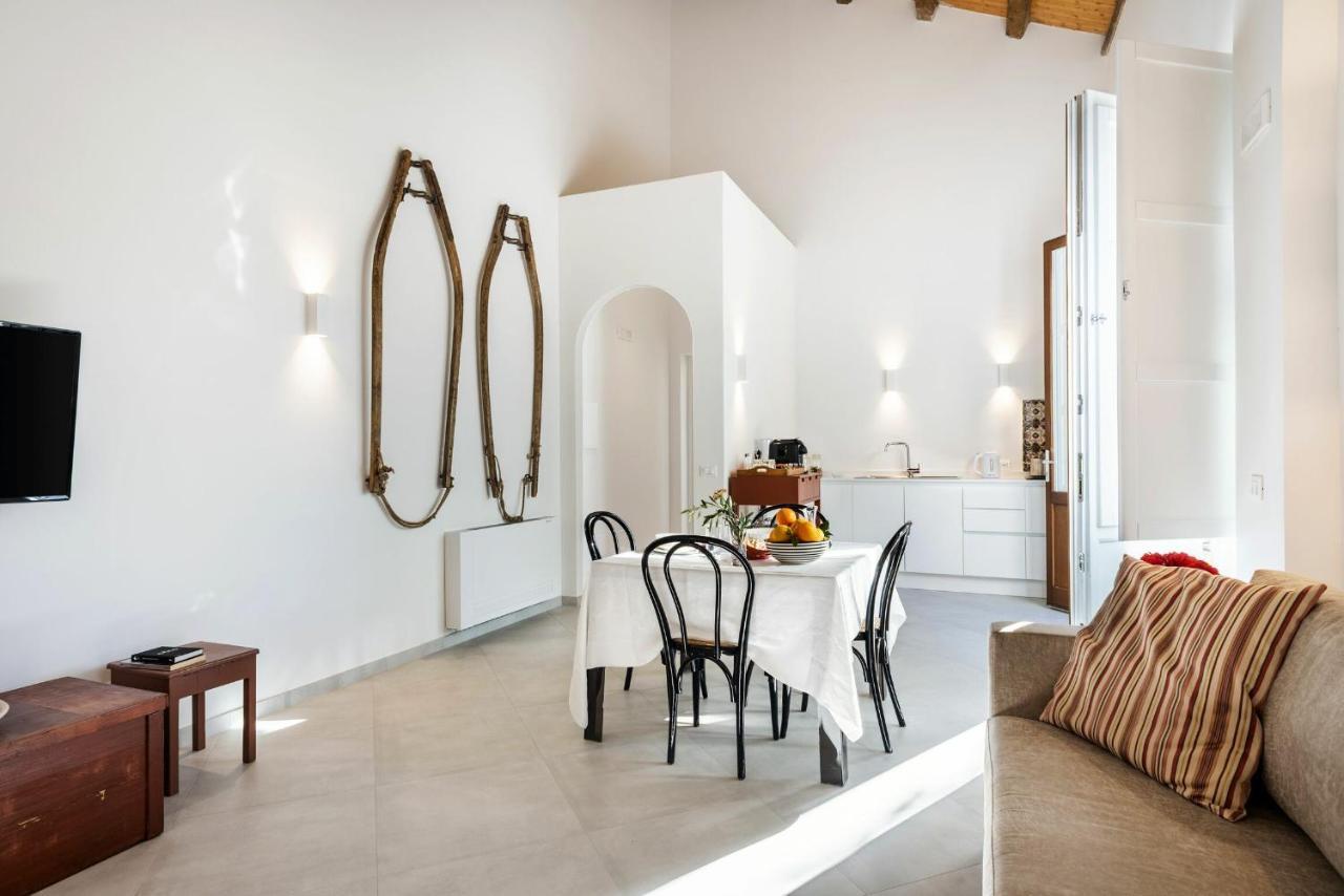 Villa Angelina - Charming Rooms & Apartments Trapani Eksteriør bilde